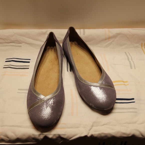 Violet Vionic Caroll ballet flats NIB - Size 9 - Picture 4 of 10